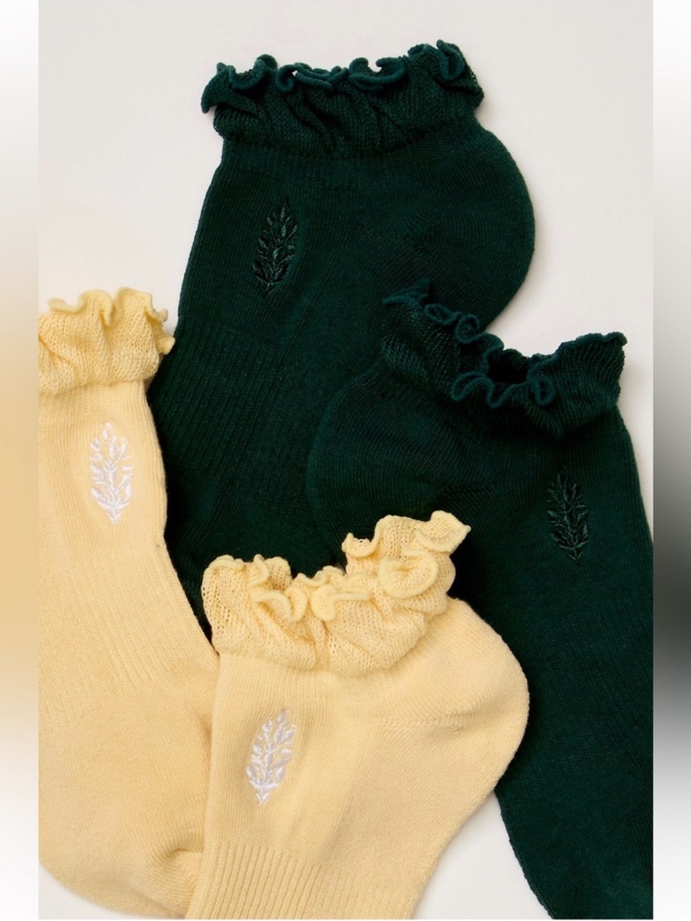Free People Movement Ruffle Sneaker Sock 2-Pack Evergreen Green Sunlit Yellow - Picture 2 of 9